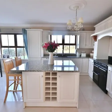 The Cliffs Of Moher House * Doolin